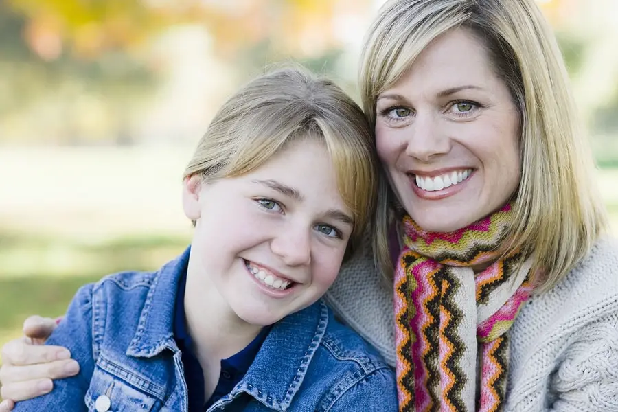 Мама дочь и брат русское. Норвежки мама и дочь. Mom + дочь. Mother daughter portrait.